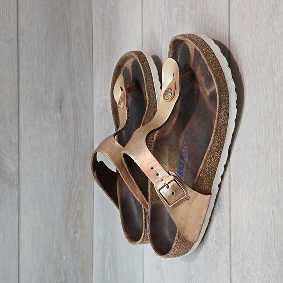 Birkenstock Women Gizeh Rose Gold Sandals Slide shoes sz 37/6Regular - Picture 1 of 12